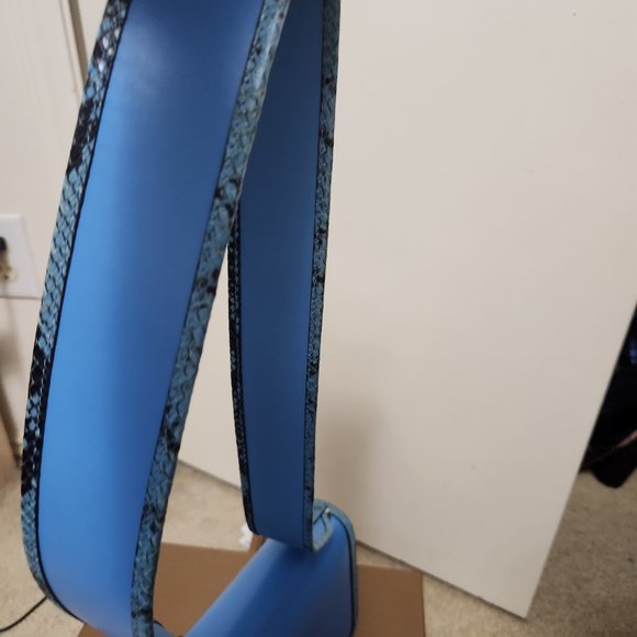 BURBERRY Bright Sky Blue Crosbody Bag - Picture 13 of 16